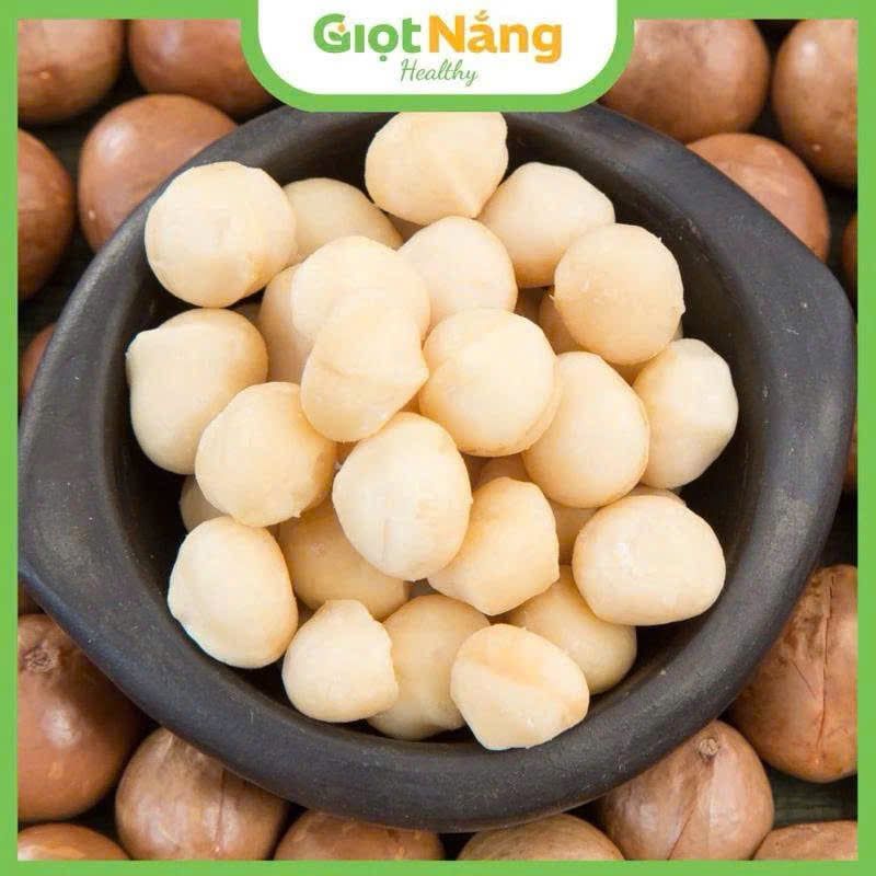 Hạt Macca Nứt Vỏ Nông Sản Giọt Nắng Hộp 500g - Thực Phẩm Bổ Sung Dinh Dưỡng Cho Mẹ Bầu, Sau Sinh, Người Ăn Chay, Ăn Kiêng, Giảm Cân, Eat Clean, Hàm Lượng Giàu Protein Và Chất Xơ, Hạt Dinh Dưỡng, Thơm, Giòn Bùi, Ăn Vặt, Healthy (Bánh, Snack, Hạt Và Trà)