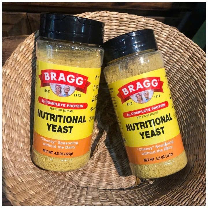 Men Dinh Dưỡng Vị Phô Mai Thuần Chay Bragg 127g - Thực Phẩm Bổ Sung Dinh Dưỡng Cho Mẹ Bầu, Sau Sinh, Người Già, Người Tiểu Đường, Ăn Chay, Ăn Kiêng, Eat Clean, Healthy, Tốt Cho Tim Mạch, Giàu Vitamin B12, Protein, Ăn Eatclean Keto Vegan (ĐTV, CX, SPF)