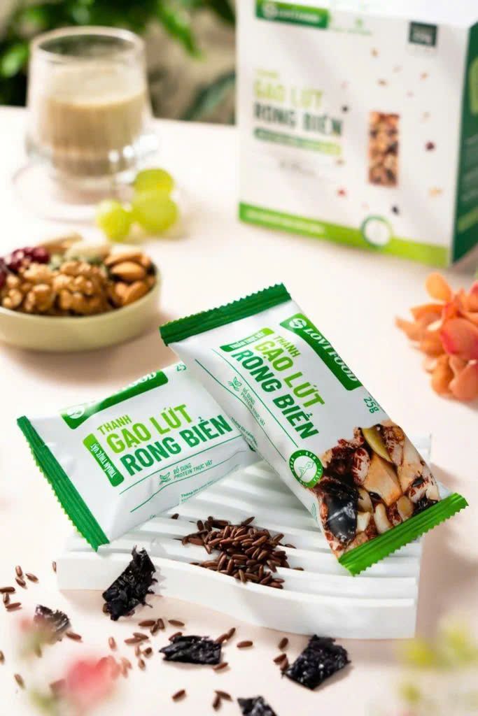 Thanh Gạo Lứt Rong Biển LoviFood 250g - Thực Phẩm Bổ Sung Dinh Dưỡng Cho Mẹ Bầu, Sau Sinh, Người Ăn Chay, Ăn Kiêng, Người Chơi Thể Thao, Giảm Cân, Eat Clean (Bánh Và Snack Healthy)