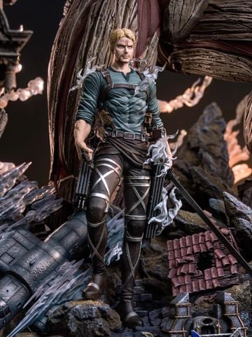  Armored Titan & Eren - Attack On Titan - Hertz Studio 