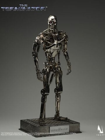  T-800 Endoskeleton Action Figure - The Terminator - INART 