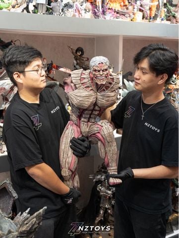  Armored Titan & Reiner - Attack On Titan - Hertz Studio 