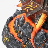  Sulfuras Hand of Ragnaros - World of Warcraft - Blizzard World of Warcraft 