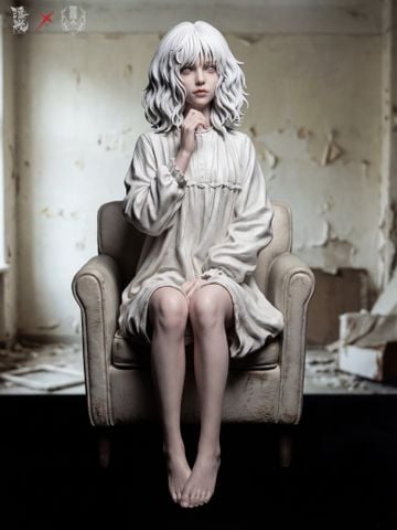  Emily - Resident Evil Requiem - Floating light Studio 