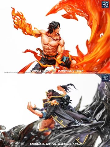  Ace vs Marshall D. Teach - One Piece - Badge Studio 