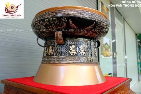 Trống Đồng Đông Sơn Đồng Đỏ Đường Kính 40cm + Đế Hộp Kính - Hoa Văn Ngọc Lũ Họa Tiết Nổi