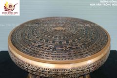 Trống Đồng Đông Sơn Đồng Đỏ Đường Kính 60cm + Đế Hộp Kính - Hoa Văn Ngọc Lũ Họa Tiết Nổi