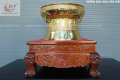 Trống Đồng Đông Sơn Đồng Đỏ Đường Kính 40cm + Đế Hộp Kính - Hoa Văn Ngọc Lũ Họa Tiết Nổi Dát Vàng