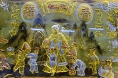 Tranh Mừng Thọ Bằng Đồng, Mừng Thọ Cụ Bà Đồng Vàng Xước Dát - Kích Thước 170x90 Cm