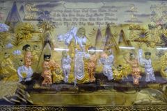 Tranh Mừng Thọ Bằng Đồng, Mừng Thọ Cụ Ông Đồng Vàng Xước Dát - Kích Thước 170x90 Cm, Khung Trơn