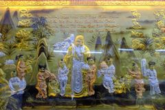 Tranh Mừng Thọ Bằng Đồng, Mừng Thọ Cụ Ông Đồng Vàng Xước Dát - Kích Thước 170x90 Cm, Khung Trơn