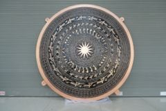 Mặt Trống Đồng Đúc DK 130 Cm Không Bản Đồ