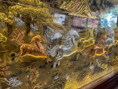 Tranh Đồng Mã Đáo Thành Công Nền Vàng Cạo Xước - KT 230*120Cm Khung Trơn M1