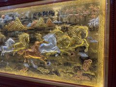 Tranh Đồng Mã Đáo Thành Công Nền Vàng Cạo Xước - KT 230*120Cm Khung Trơn M1