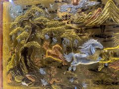 Tranh Đồng Mã Đáo Thành Công Nền Vàng Cạo Xước - KT 230*120Cm Khung Trơn M1