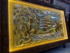 Tranh Thuận Buồm Xuôi Gió- Đồng Vàng Xước Khảm Tam Khí - Kích Thước 255*155 Khung Sồi