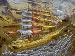 Tranh Thuận Buồm Xuôi Gió - Đồng Vàng Xước Khảm Tam Khí - Kích Thước 230*120 Khung Sồi