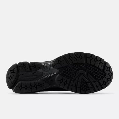  New Balance 1906L Black suede 