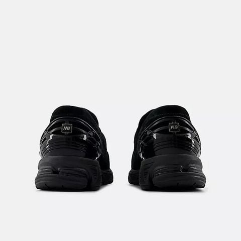  New Balance 1906L Black suede 