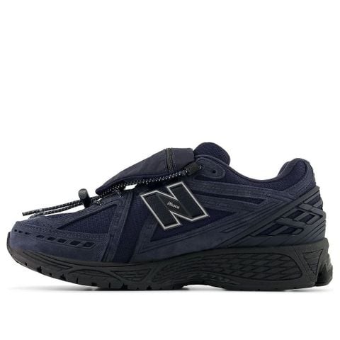  New Balance 1906u Safari 