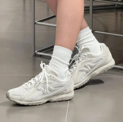  New Balance 204l timberwolf 