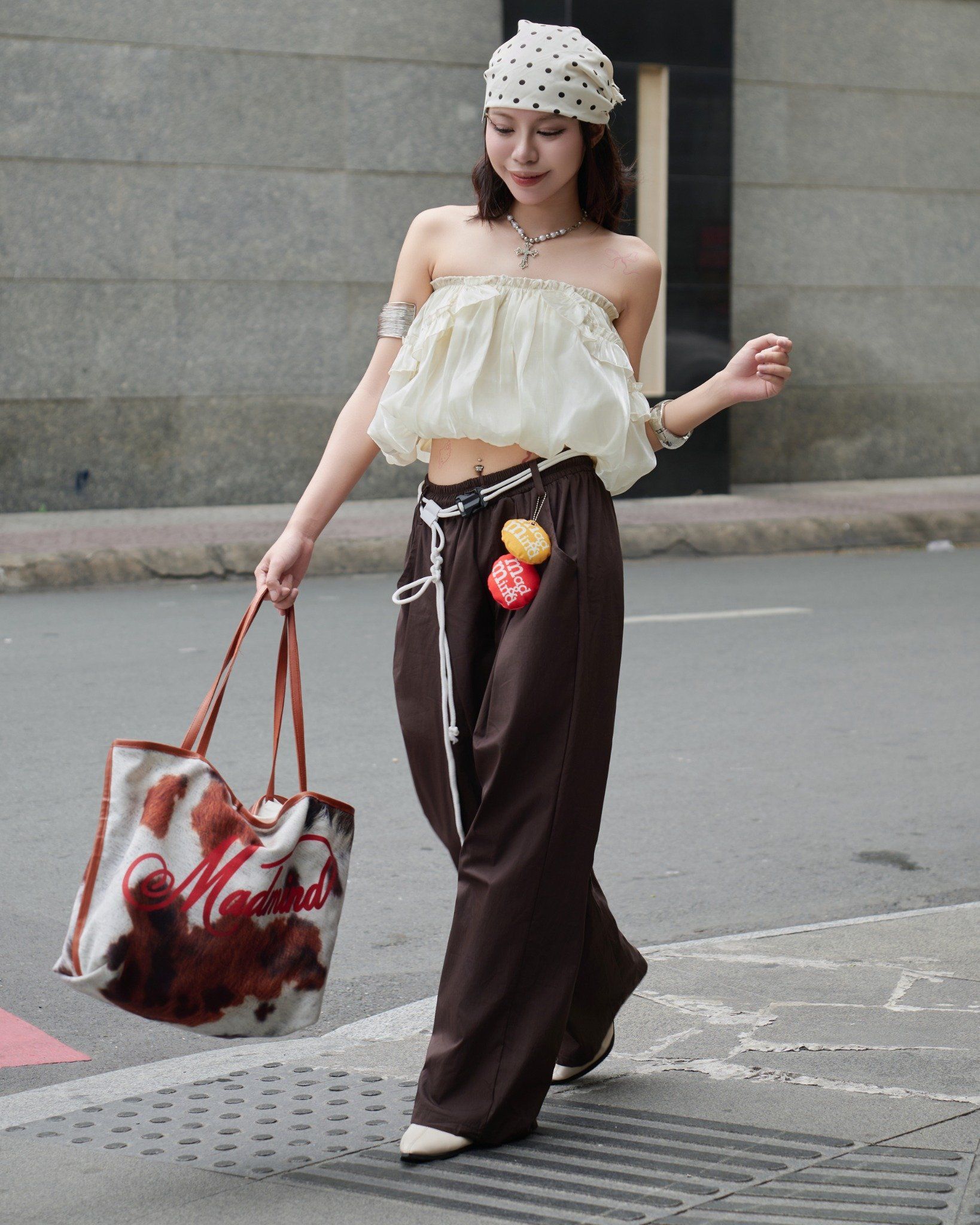  [ TẶNG QUẦN BẢO HỘ ] Chân Váy Nữ Dáng Bí GUMMY MADMIND - Màu Be 