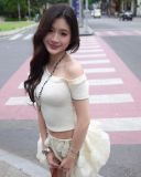  Áo Nữ Trễ Vai TOFU MADMIND - Màu Be 