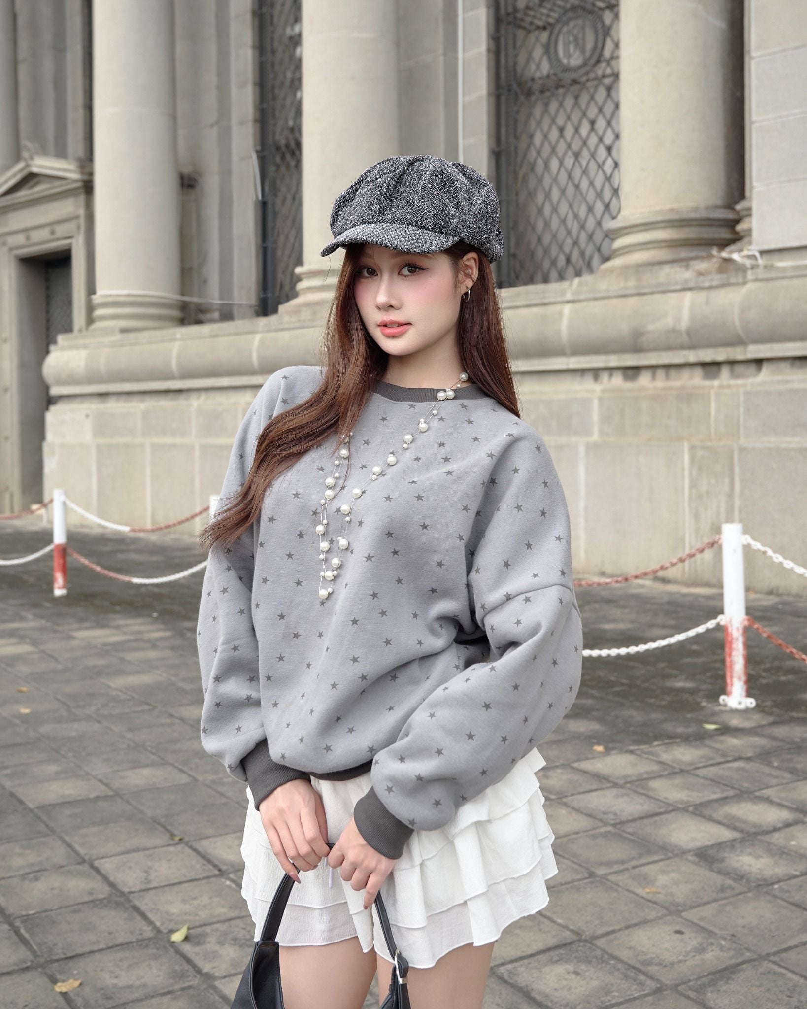  Áo Sweater Ngôi Sao Form Croptop MADMIND D8 - Màu Xám Đậm 