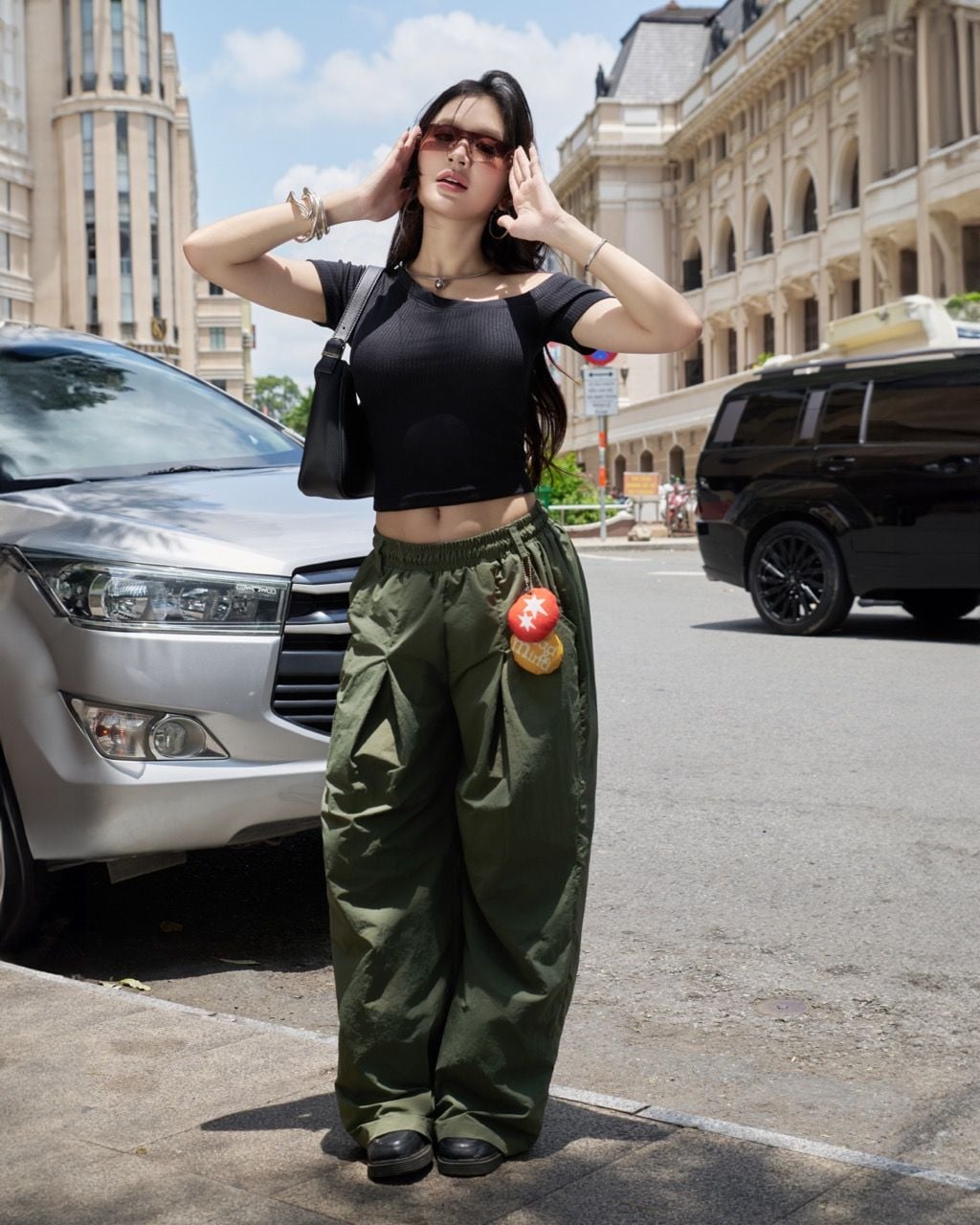  Áo Nữ Trễ Vai TOFU MADMIND - Màu Đen 