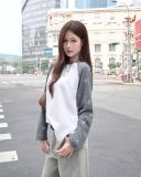  Áo Nỉ Raglan Tay Dài Hoạ Tiết Ngôi Sao MADMIND D14 - Màu Trắng Phối Tay Xám 