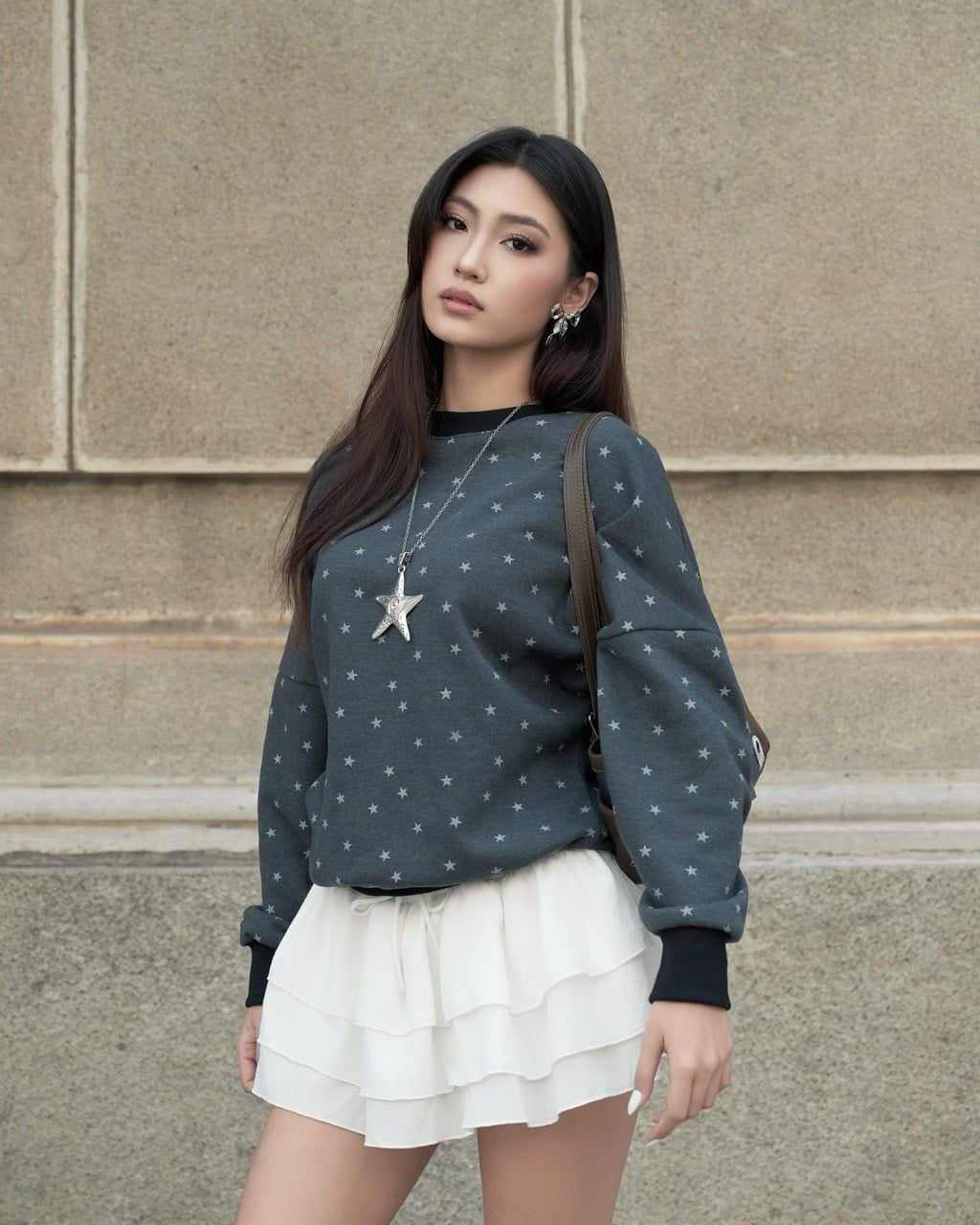  Áo Nỉ Sweater Ngôi Sao MADMIND D8 - Màu Xám Chì 