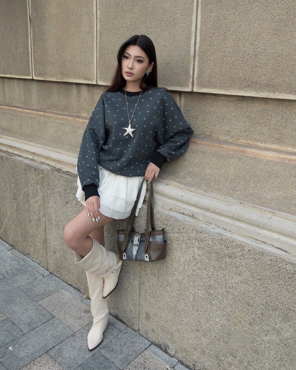  Áo Nỉ Sweater Ngôi Sao MADMIND D8 - Màu Xám Chì 