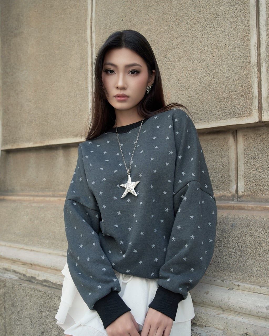  Áo Nỉ Sweater Ngôi Sao MADMIND D8 - Màu Xám Chì 