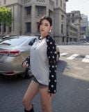  Áo Thun Raglan Tay Dài Hoạ Tiết Ngôi Sao MADMIND D15 - Màu Đen 