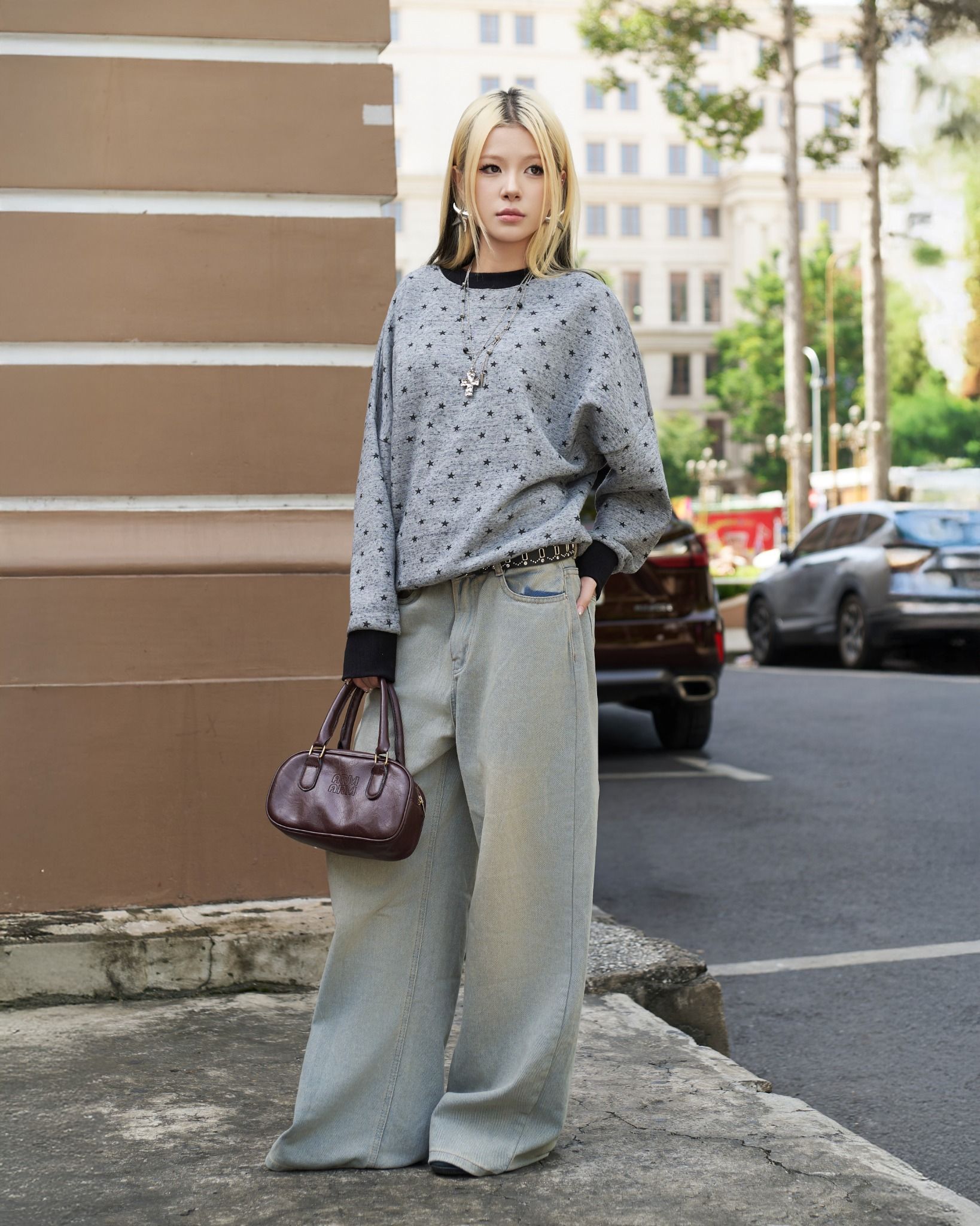  Áo Sweater Ngôi Sao MADMIND D8 - Màu Xám Đậm 