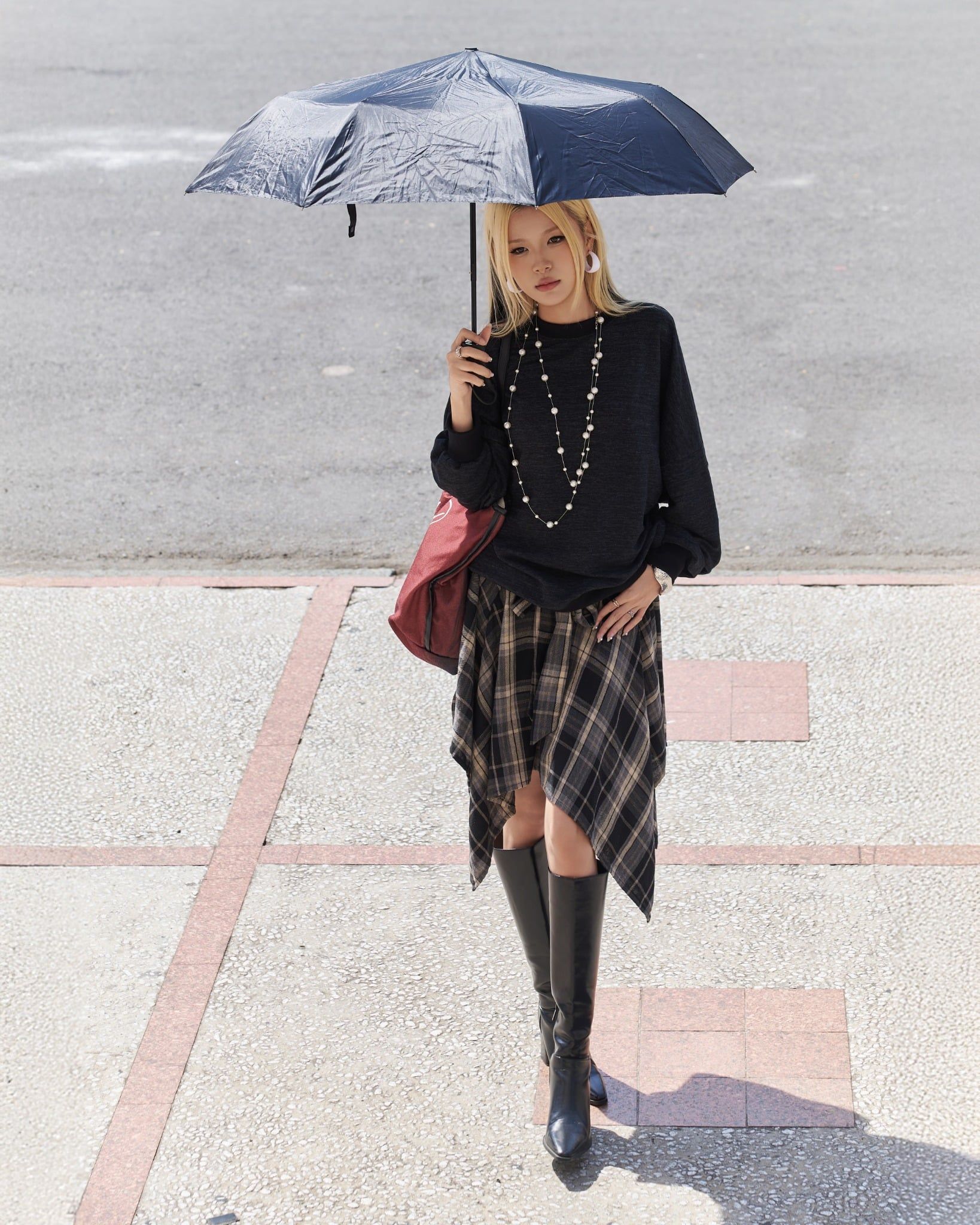  Áo Sweater Trơn MADMIND D8 - Màu Đen Muối TIêu 