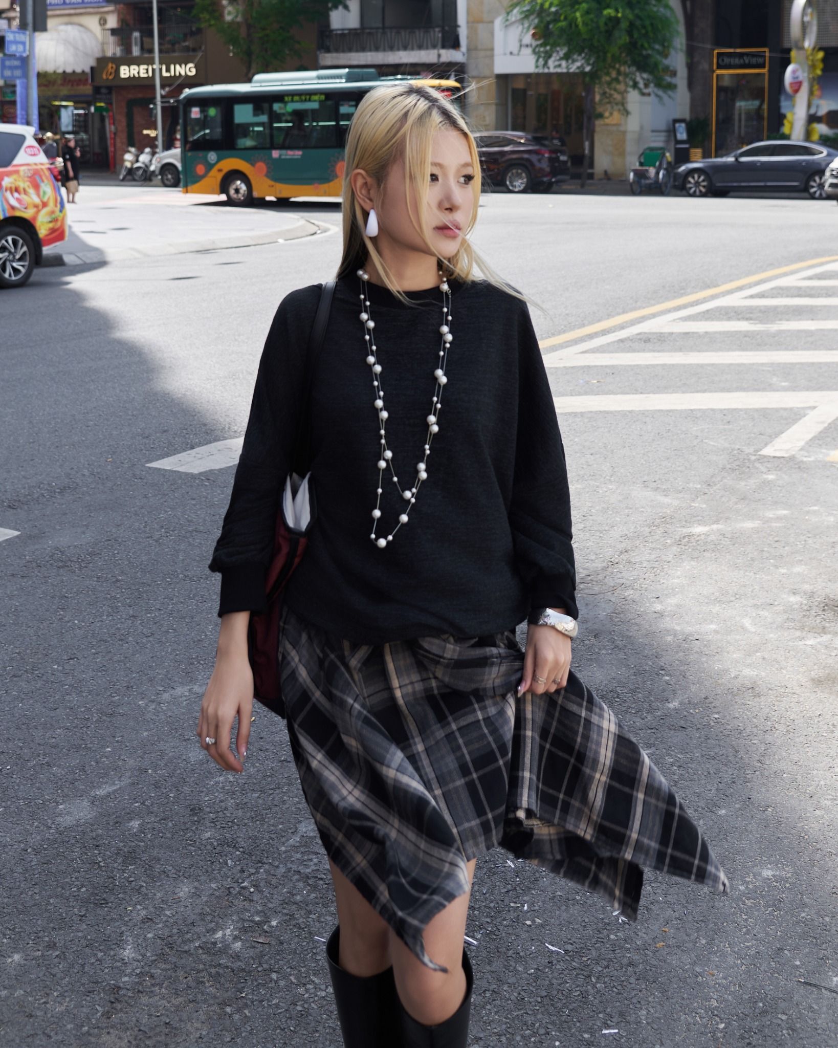  Áo Sweater Trơn MADMIND D8 - Màu Đen Muối TIêu 