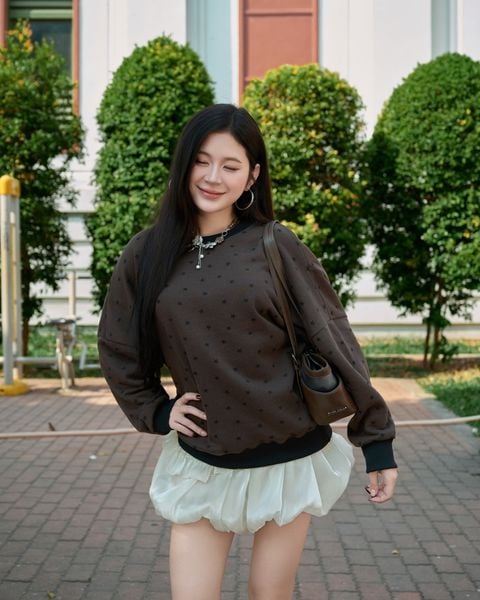  Áo Nỉ Sweater Ngôi Sao MADMIND D8 - Màu Nâu 