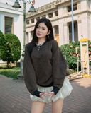  Áo Nỉ Sweater Ngôi Sao MADMIND D8 - Màu Nâu 