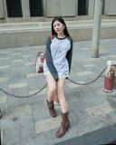  Áo Thun Raglan Tay Dài Hoạ Tiết Chấm Bi MADMIND D15 - Màu Tay Xám 