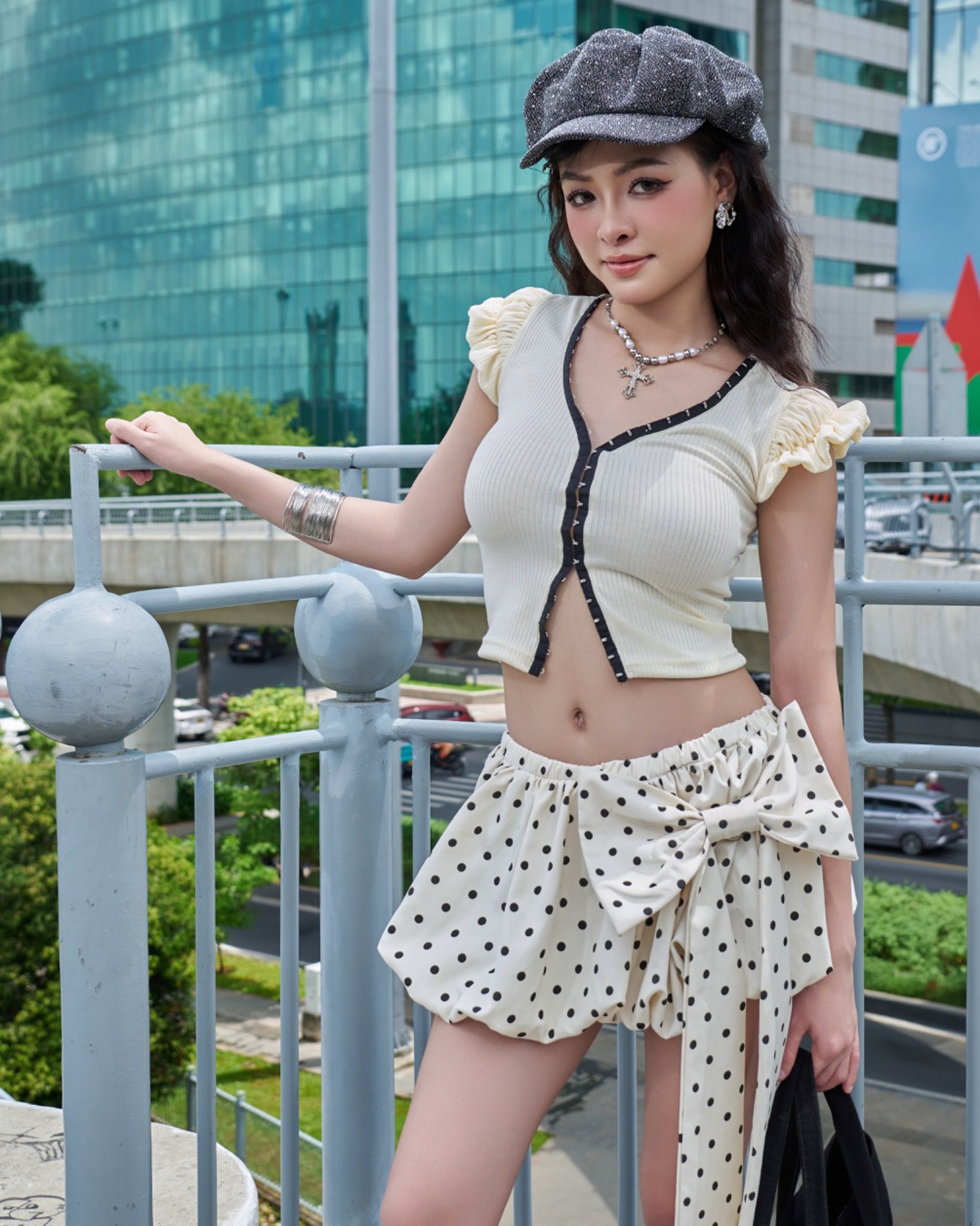  Áo Nữ Ôm Body COOKIE MADMIND - Màu Be 