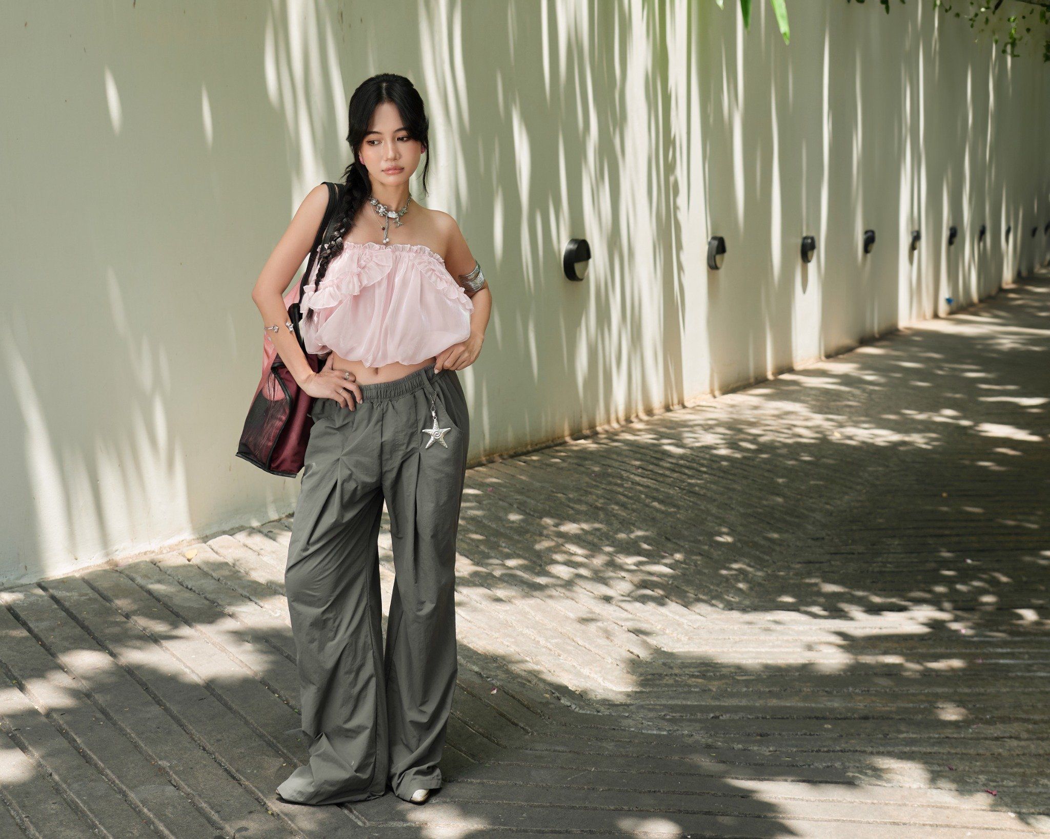  [ TẶNG QUẦN BẢO HỘ ] Chân Váy Nữ Dáng Bí GUMMY MADMIND - Màu Hồng 