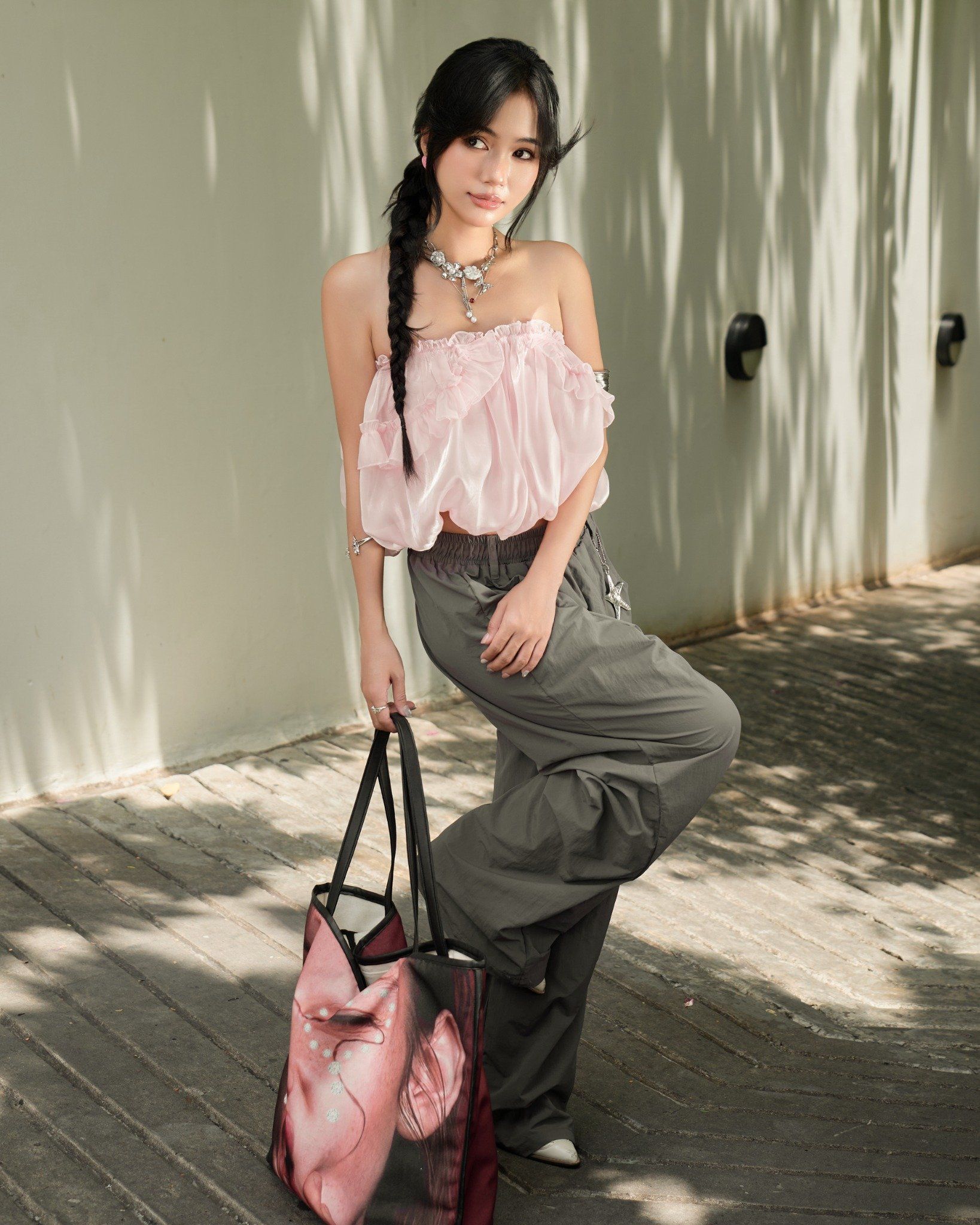  [ TẶNG QUẦN BẢO HỘ ] Chân Váy Nữ Dáng Bí GUMMY MADMIND - Màu Hồng 