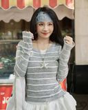  Áo Suông Tay Dài Cổ Thuyền / Trễ Vai MADMIND D10 - Màu Xám Sọc 