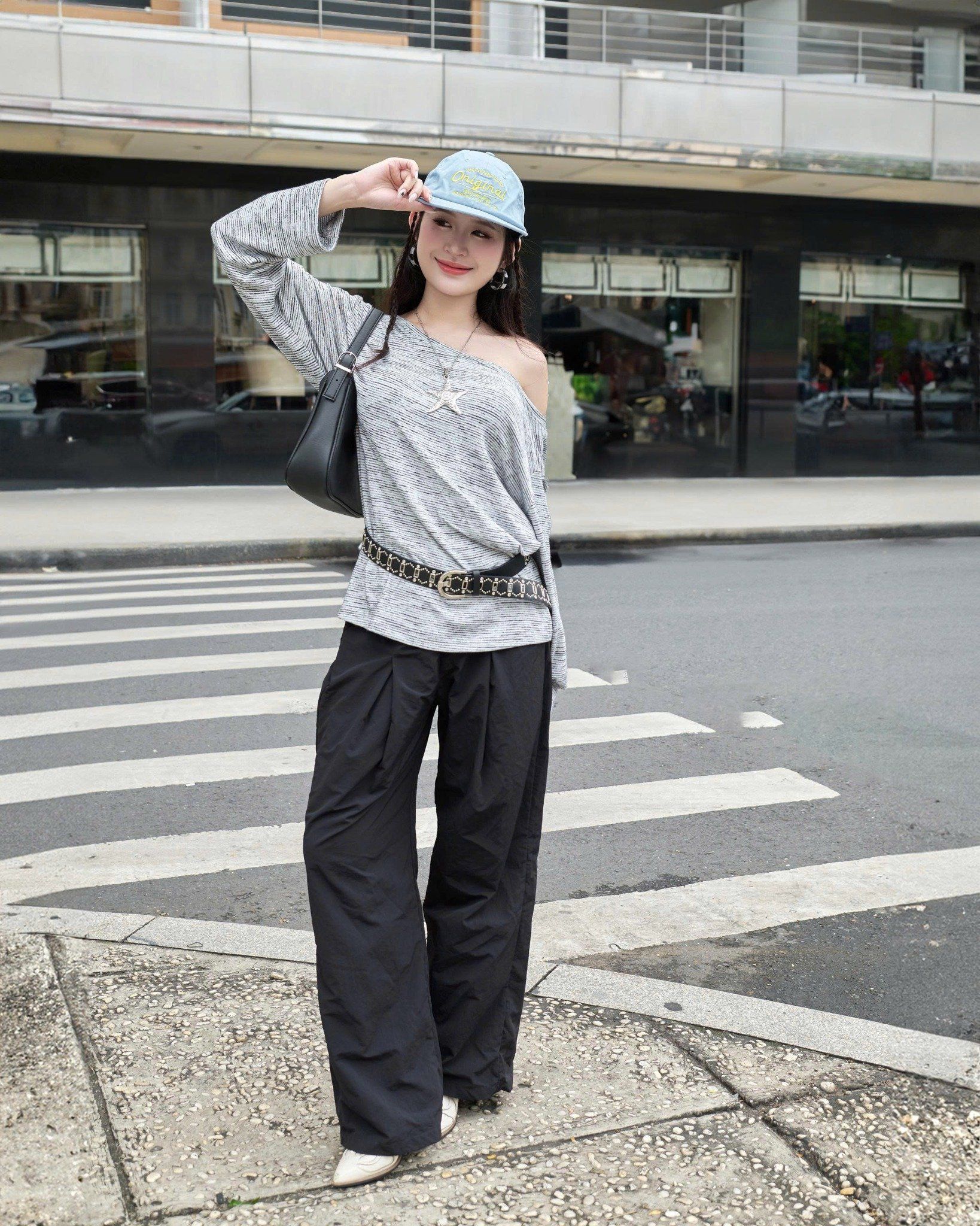  Áo Rộng, Tay Dài Trễ Vai MADMIND D9 - Màu Sọc Nhỏ 