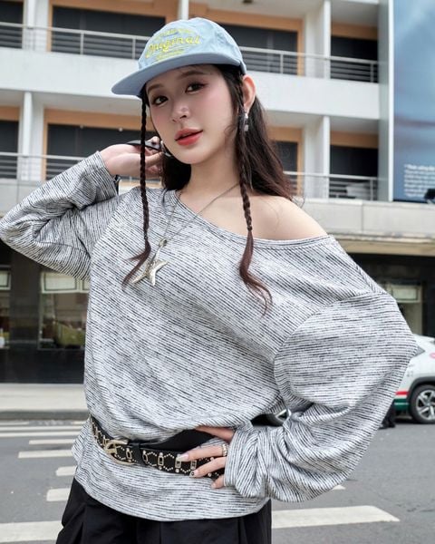  Áo Rộng, Tay Dài Trễ Vai MADMIND D9 - Màu Sọc Nhỏ 