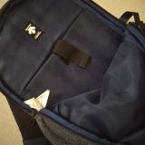 Balo học sinh sinh viên màu xanh navy thương hiệu Descente (Hàn Quốc). 