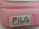  Bộ bảo vệ size L mầu hồng trắng dành cho bé gái thương hiệu FILA. Độ mới khoảng 90% 