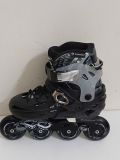  Patin màu đen Flying Eagle size 33 co giãn 37 (Tầm chân size 31 32 vẫn đi tốt) 