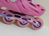  Patin màu hồng Centosy size 32 co giãn 35. (Giày thường bé đi size 29 30 vẫn có thể đi tốt). 